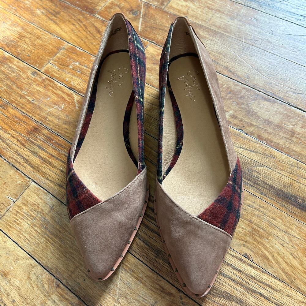 Crown vintage Camel Plaid Flats - Picture 5 of 11